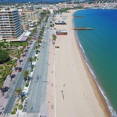 Appartement Au Lagon Bleu A Frejus, Garage, Tennis & Piscine 1200 M2 Bagian luar foto