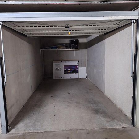 Appartement Au Lagon Bleu A Frejus, Garage, Tennis & Piscine 1200 M2 Bagian luar foto