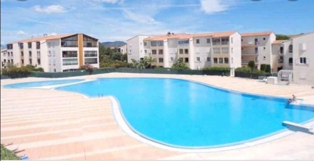 Appartement Au Lagon Bleu A Frejus, Garage, Tennis & Piscine 1200 M2 Bagian luar foto